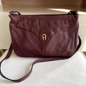 Vtg ETIENNE AIGNER Oxblood Burgundy Leather Purse